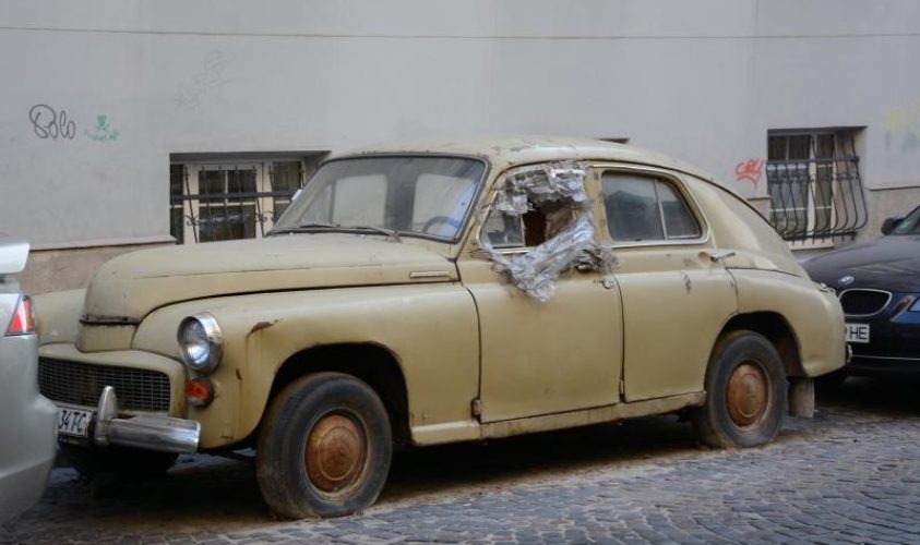 Покинуті автівки приберуть з вулиць Львова: деталі