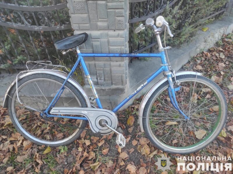 У Хирові керманич Mercedes-Benz ML 270 збив 35-річну велосипедистку