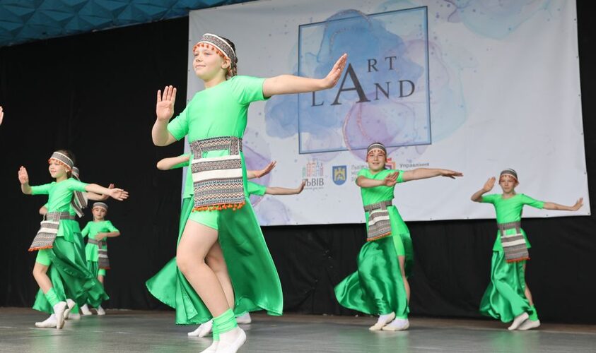 У Львові дорослих та дітей запрошують на масштабний фестиваль позашкілля “ART Land”