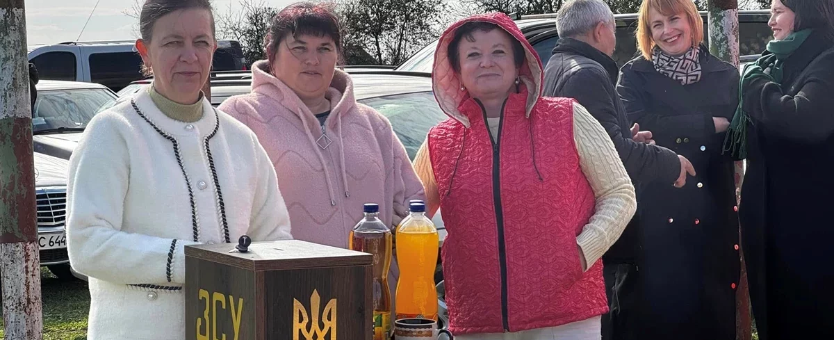 Жителі Яворівської громади на ярмарку зібрали майже 35 тисяч гривень для ЗСУ