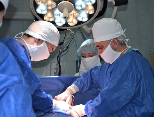 Львівські медики врятували 5-річну дівчинку від Covid-19