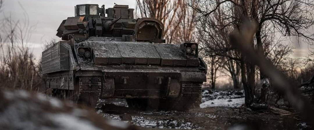 Втрати ворога: майже дві тисячі російських вояків знищили українські воїни напередодні