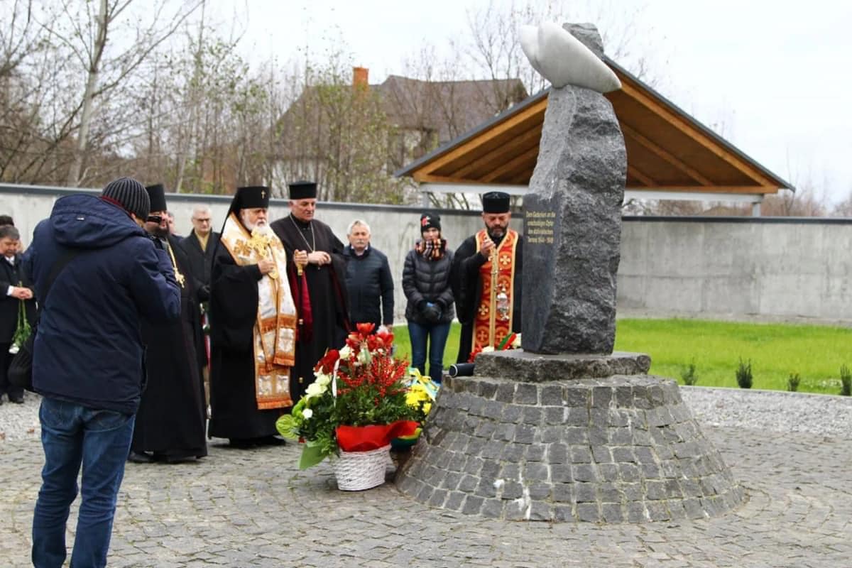 У селі на Самбірщині відкрили Меморіальний парк у пам’ять про жертв Сталінських репресій