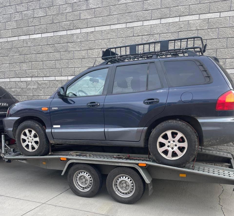 HYUNDAI під виглядом гуманітарки: митники викрили недобросовісну керівницю благодійного фонду