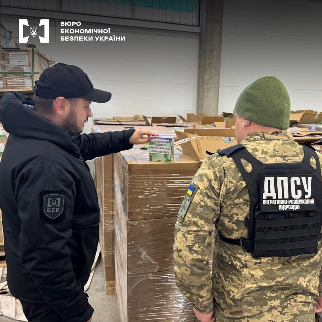 На Львівщині виявили електронні сигарети із забороненими складниками вартістю 24 млн грн
