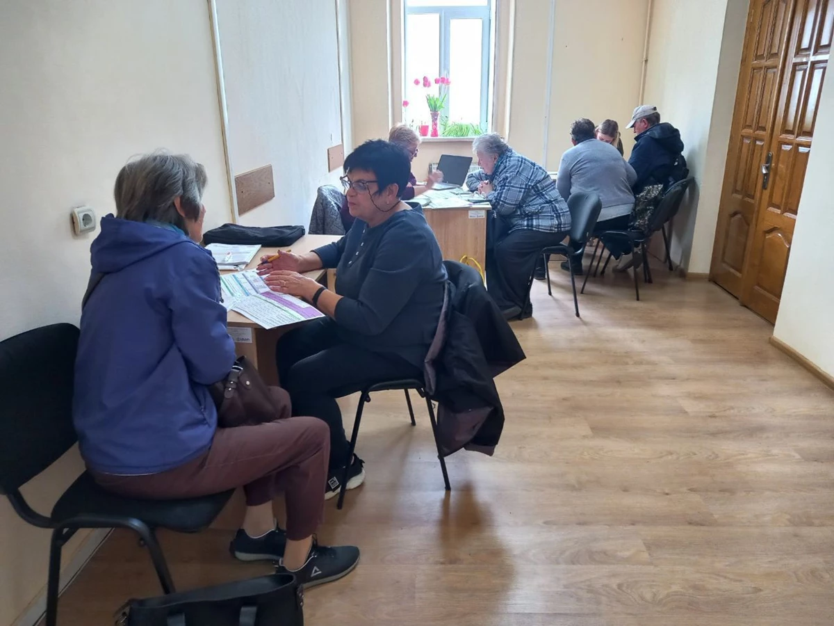 Де на Львівщині люди у потребі можуть безкоштовно отримати допомогу: перелік