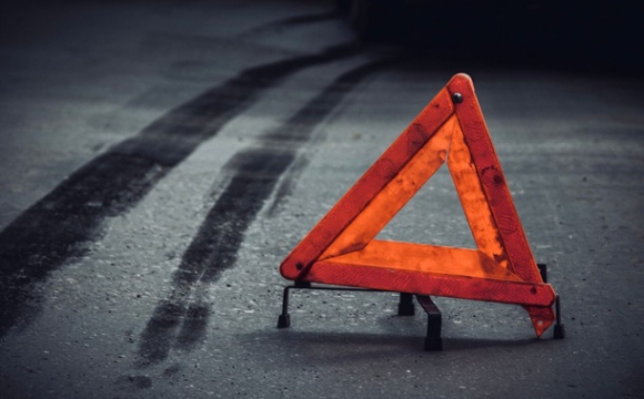 Під колеса авто у Львові потрапили 13-річна дівчинка і 39-річний чоловік