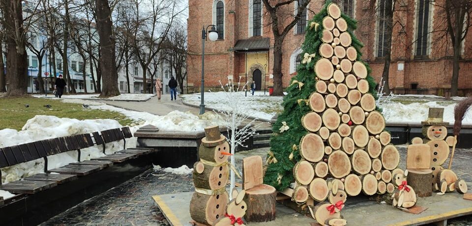 У Дрогобичі готуються до свят: буде різдвяна шопка, фотозона та благодійний ярмарок