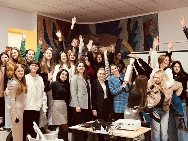 У Новому Роздолі запрацював молодіжний центр