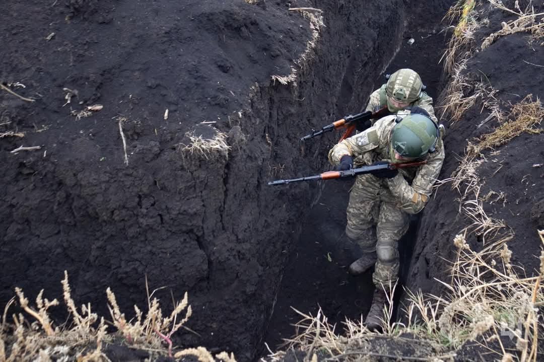 Втрати ворога: напередодні оборонці збили 127 БПЛА та спалили 12 танків ворога