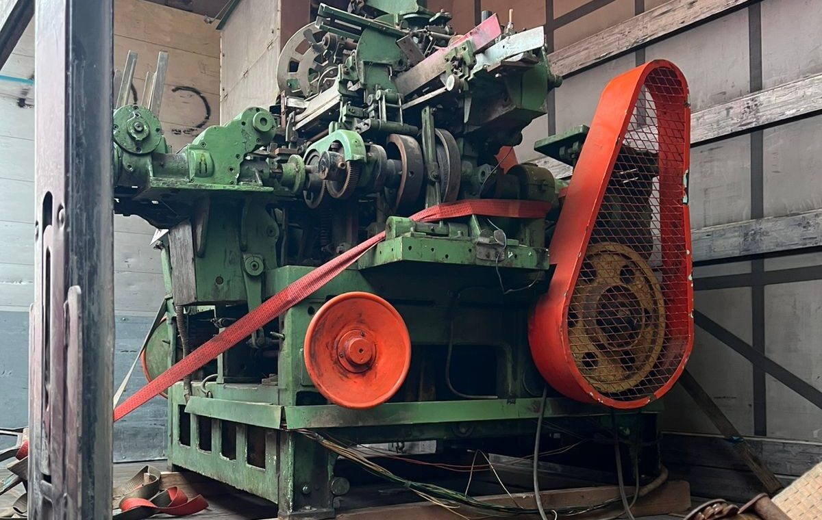 В ПП «Рава-Руська» зупинили контрабанду обладнання для виготовлення сигарет (ВІДЕО)