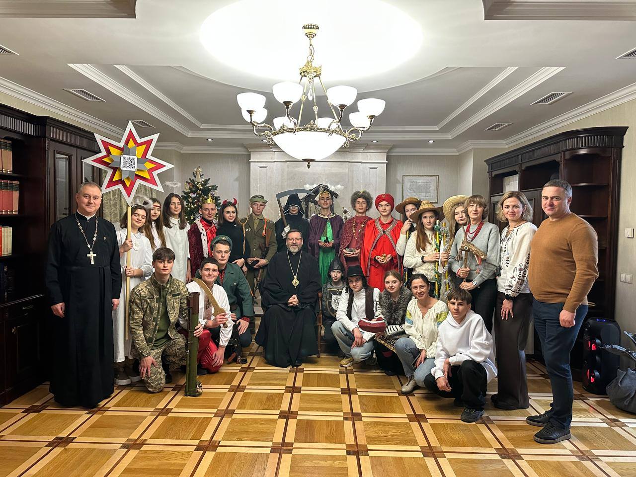 У межах акції “Різдвяні пташки” колядники завітали до Блаженнішого Святослава (ФОТО)