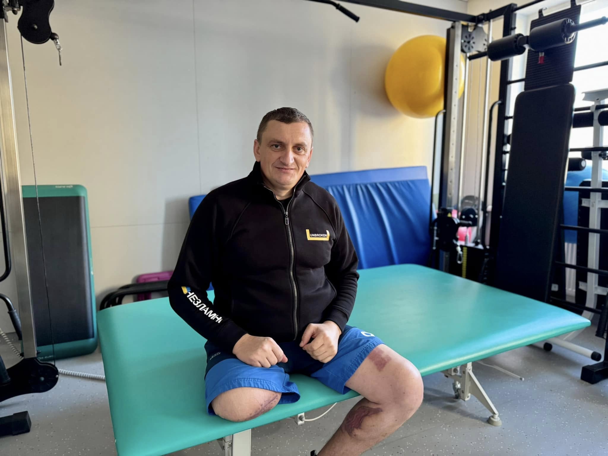 У Центрі UNBROKEN реабілітують Захисника з Яворова, який був на межі життя і смерті