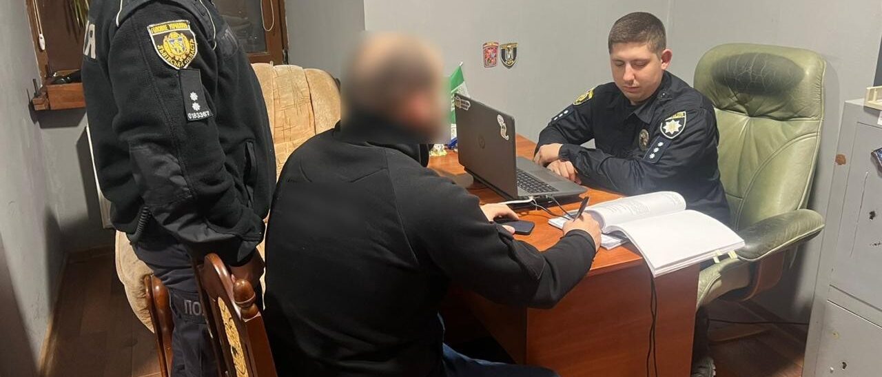 На Львівщині судитимуть чоловіка, який продавав неіснуючі дрова