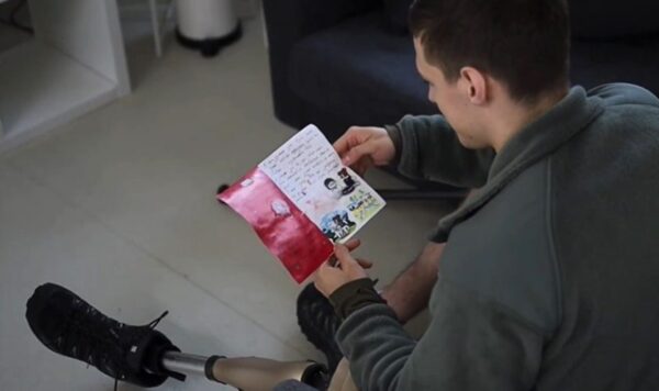 Книжкова полиця в Unbroken налічує вже понад 1000 подарованих книг: як долучитися