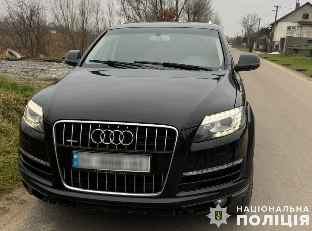 На Львівщині поліцейські затримали 37-річного чоловіка, який обстріляв автомобіль Audi