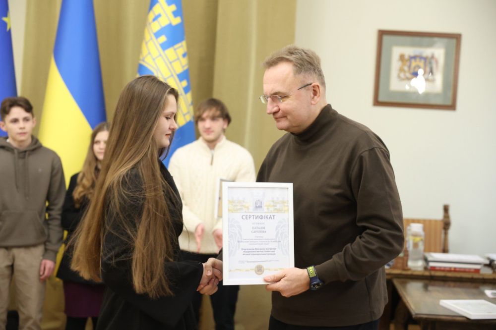 Талановита молодь Львова отримала грошові премії від міста