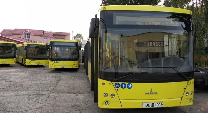 У перший день року громадський транспорт Львова курсуватиме за графіком вихідного дня