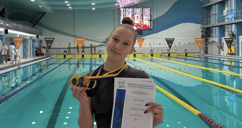 Спортсменка з Львівщини стала абсолютною чемпіонкою України з плавання
