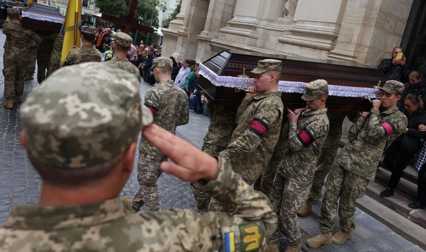 Завтра Львів попрощається з трьома Захисниками України