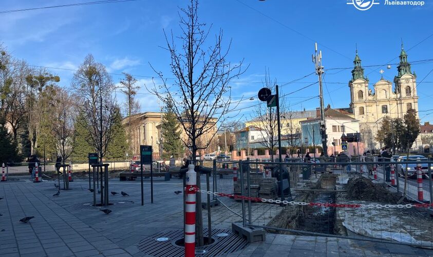 На перехресті вулиць Бандери – Чупринки у Львові встановлять павільйони очікування