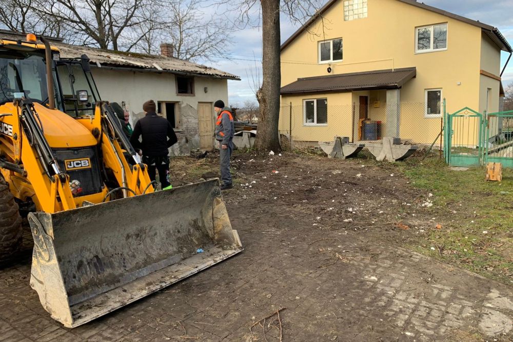 У Білогорщі почали відновлювати музей Романа Шухевича