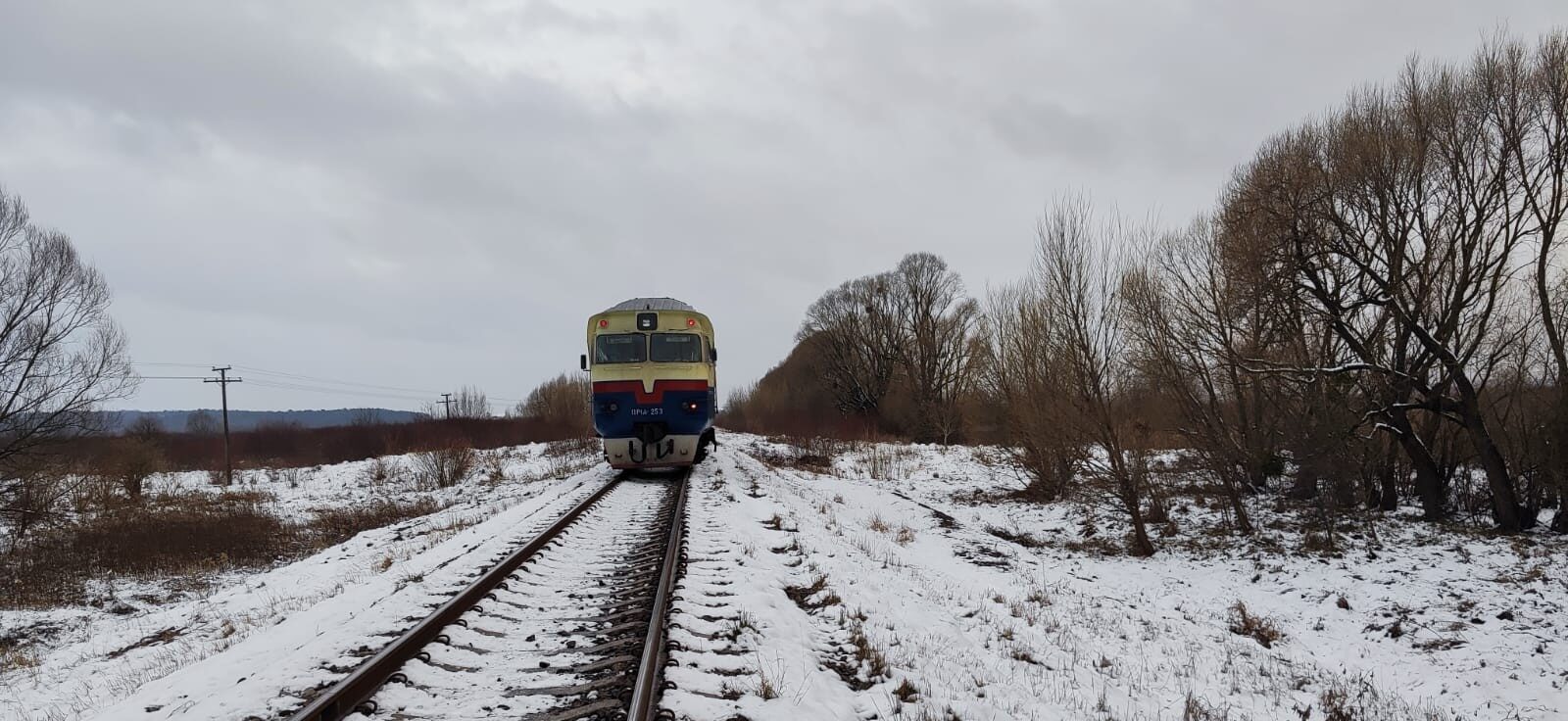 На Львівщині дизель-поїзд на смерть збив чоловіка
