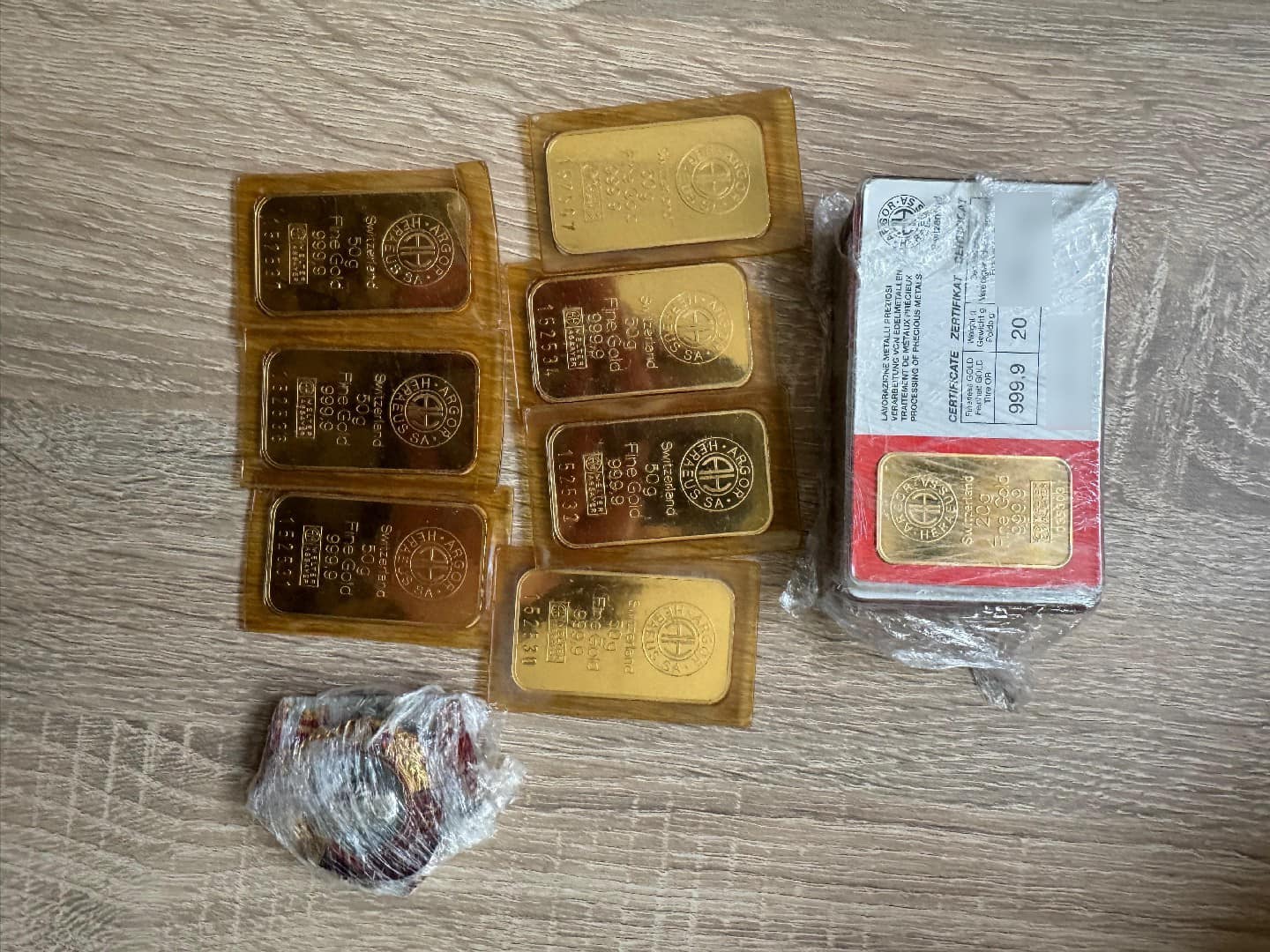 У ПП «Нижанковичі» виявили 1,5 кг золота вартістю 6 млн гривень, яке хотіли вивезти за кордон