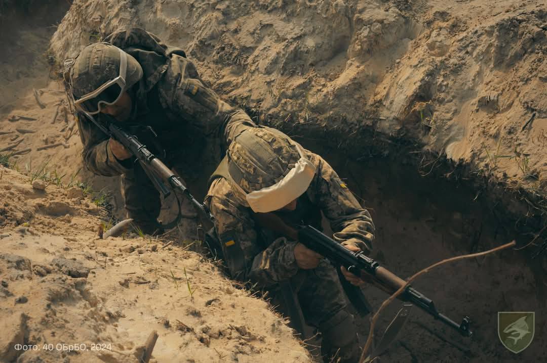 Втрати ворога: ЗСУ відмінусували ще 1830 окупантів та спалили 10 танків ворога