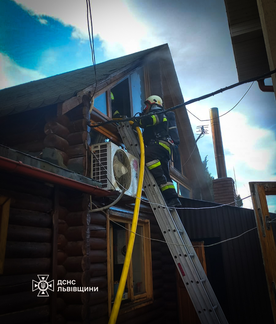 У Трускавці спалахнув заклад харчування: деталі