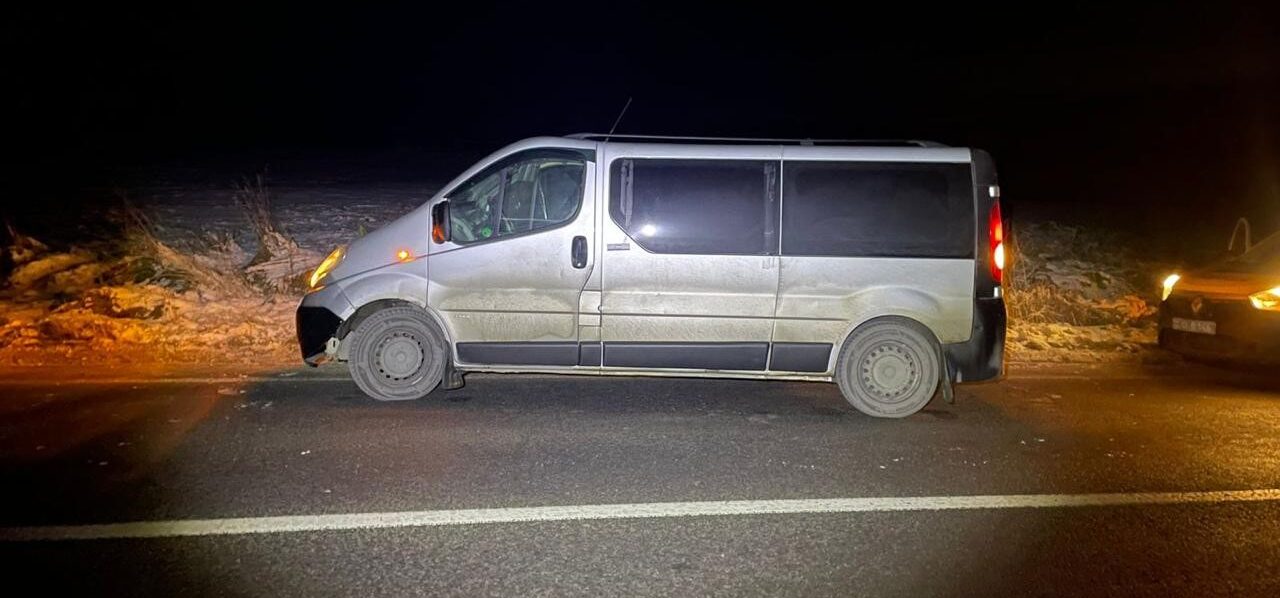 На Львівщині двоє пішоходів потрапили до лікарень після наїзду авто