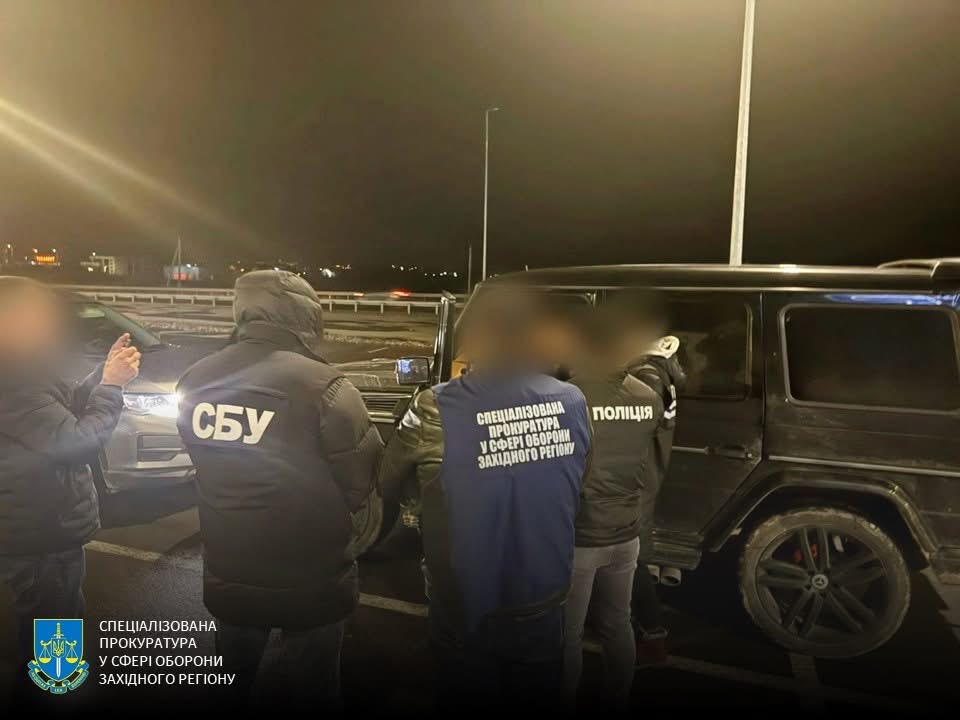 Підприємець з Львівщини за 21 тисячу доларів вносив ухилянтів в систему “Шлях”