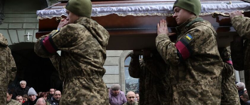 Сьогодні Львів попрощається із трьома полеглими Захисниками