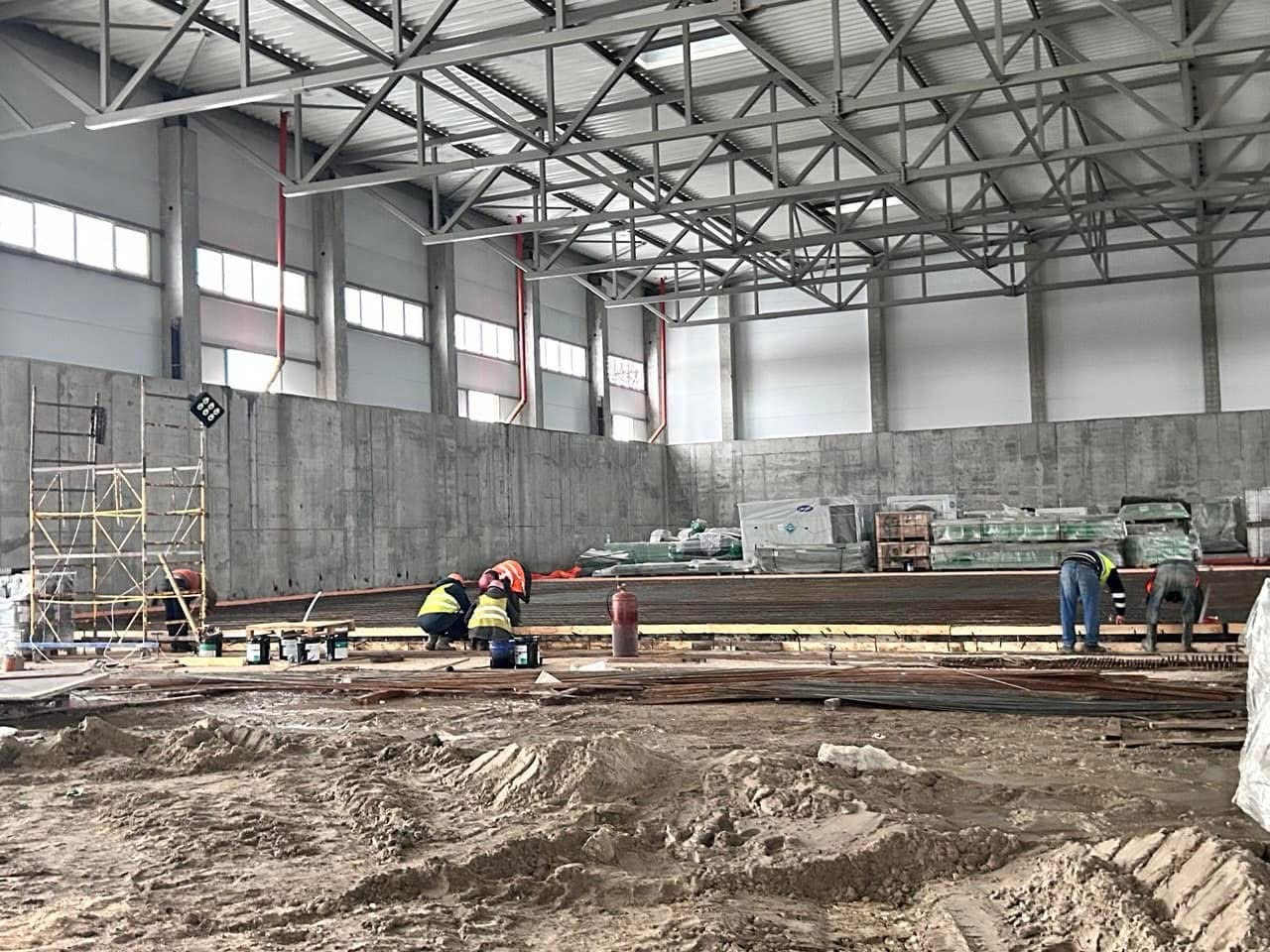 У Львові відновили будівництво сміттєпереробного заводу та постачали доставляти обладнання