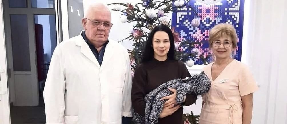 Після двох кесаревих розтинів жінка народила дитину природним шляхом в обласній лікарні Львова