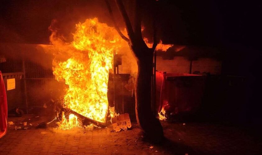 У Львові на вихідних згоріло 11 контейнерів для відходів: перевізники підозрюють підпал