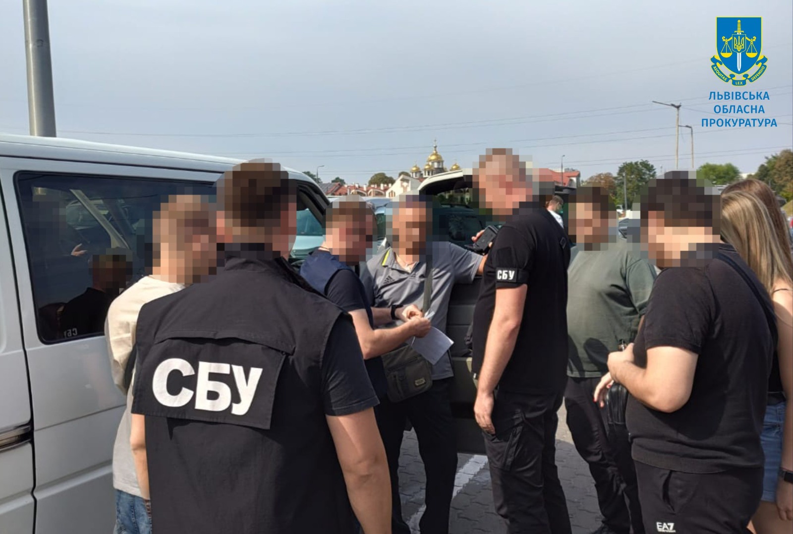 На Львівщині судитимуть групу осіб, які за 18 000 доларів намагалися переправити чоловіків закордон