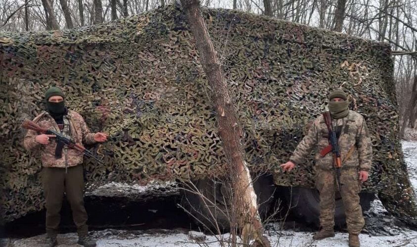 Львів’ян закликають приходити плести маскувальні сітки: деталі