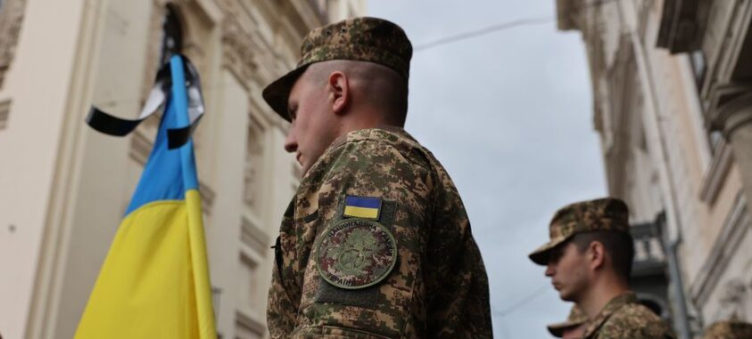 З трьома львів’янами, які загинули на війні, сьогодні попрощаються в місті