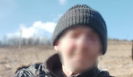 На Дрогобиччині чоловік під час конфлікту вдарив сокирою знайомого