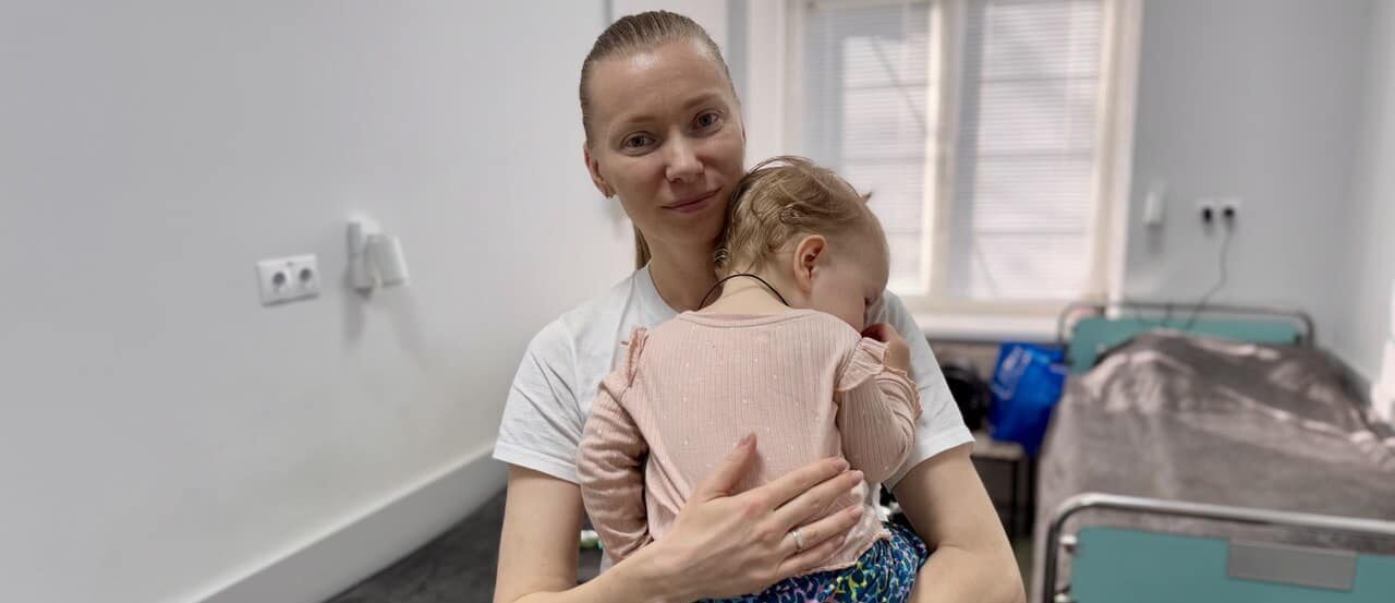 У Львові прооперували 1-річну дівчинку із рідкісним захворюванням гортані