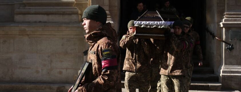 Сьогодні у Львові прощаються з полеглим Героєм Сергієм Русіновим