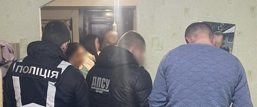 Мешканка Новояворівська за 1500 доларів намагалася допомогти ухилянту втекти за кордон