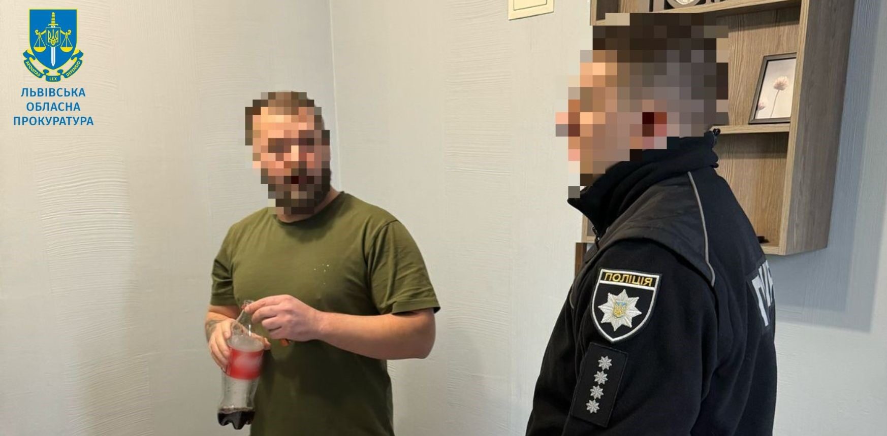 Видавав фіктивні посвідчення про службу: на Львівщині чоловік ошукав громадян на 900 тисяч гривень