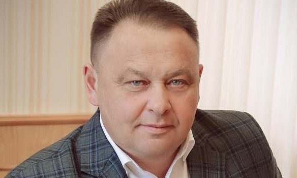 Майже 9 мільйонів доходу дружини та 13 земельних ділянок у Карпатах: що задекларував селищний голова Східниці