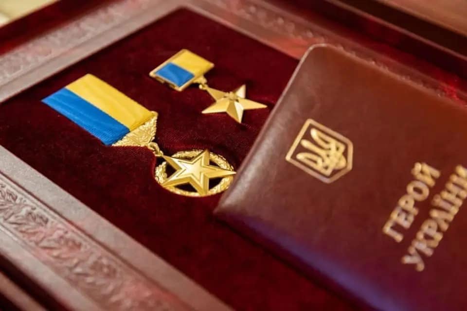 Йому назавжди 30: дружина Героя з Самбірщини просить підписати петицію