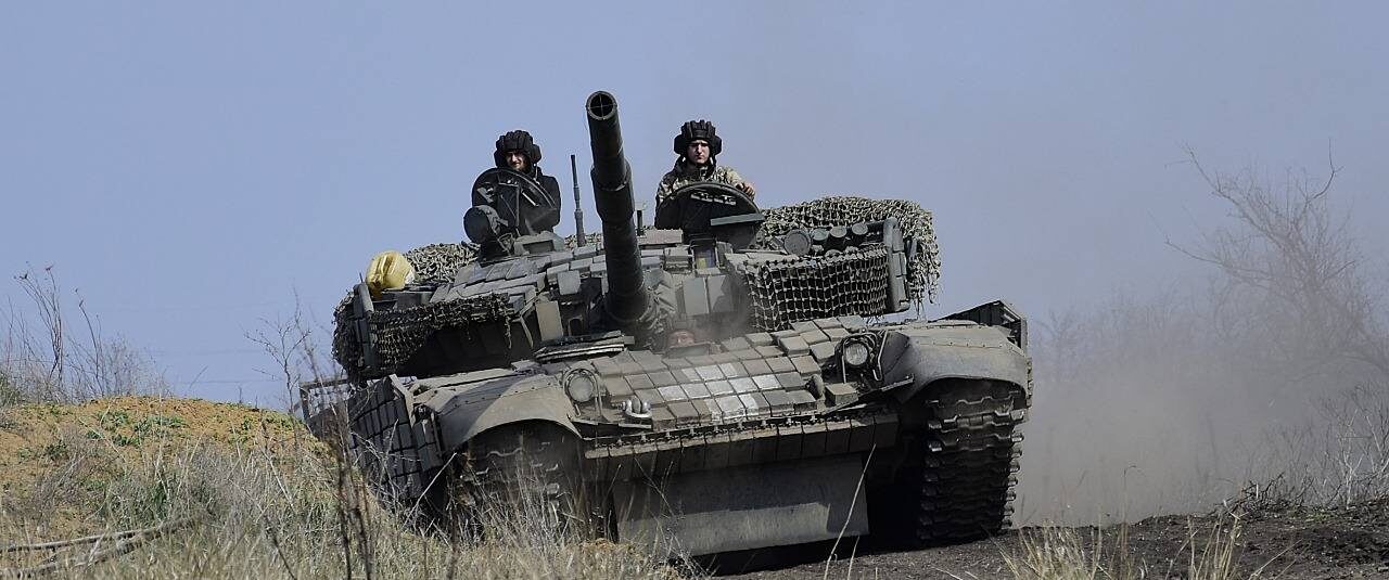 Втрати ворога: Сили оборони знищили понад 915 тисяч російських вояків