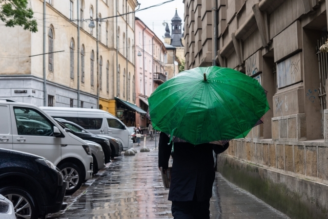 6° тепла та дощ мокрим снігом: якою буде погоду на Львівщині 15 березня