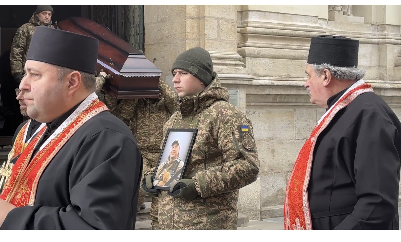 У Львові попрощалися з добровольцем і ветераном Сергієм Петченком (ВІДЕО)