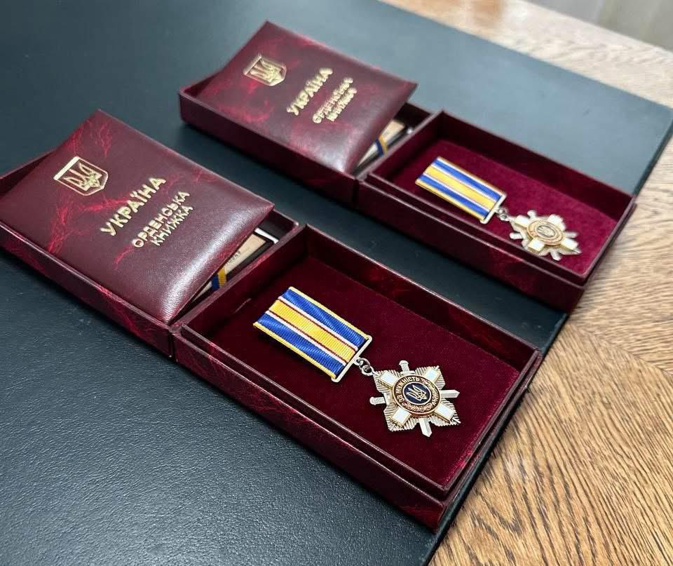 Президент нагородив двох полеглих Героїв з Яворівщини орденами «За мужність» ІІІ ступеня